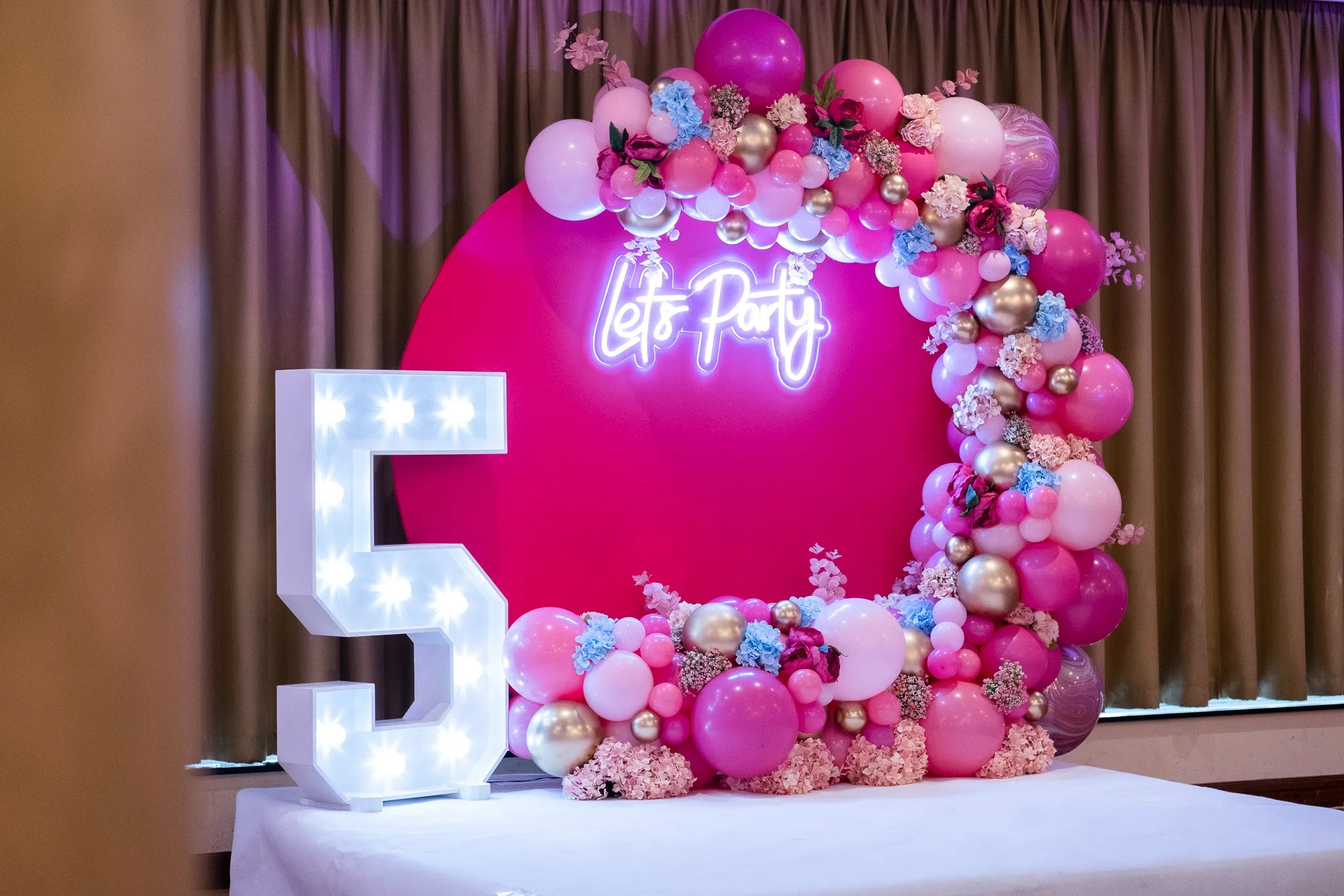 Birthday girl decoration for her 5th birthday party