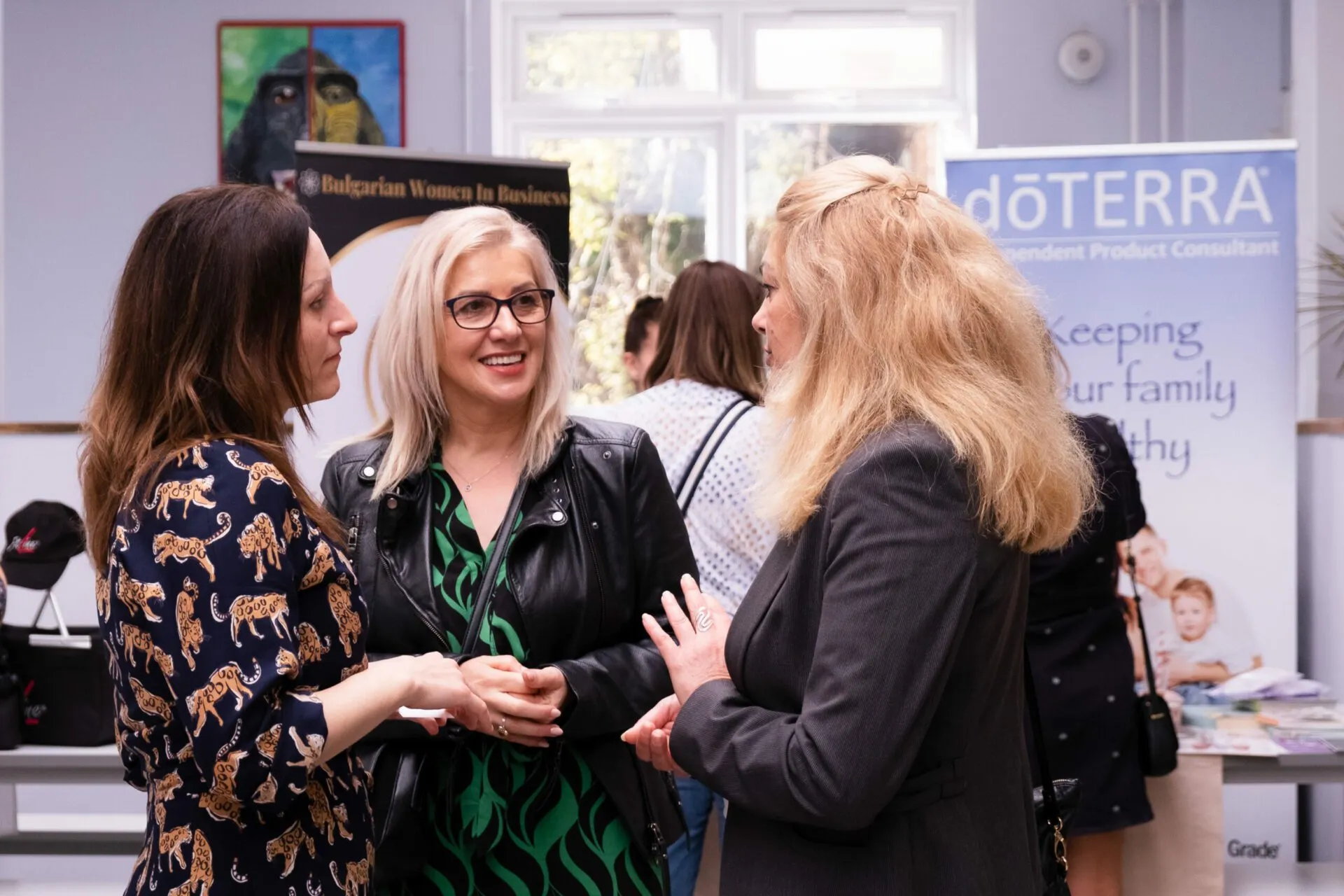 Conversation between women, bulgarian woman in business event