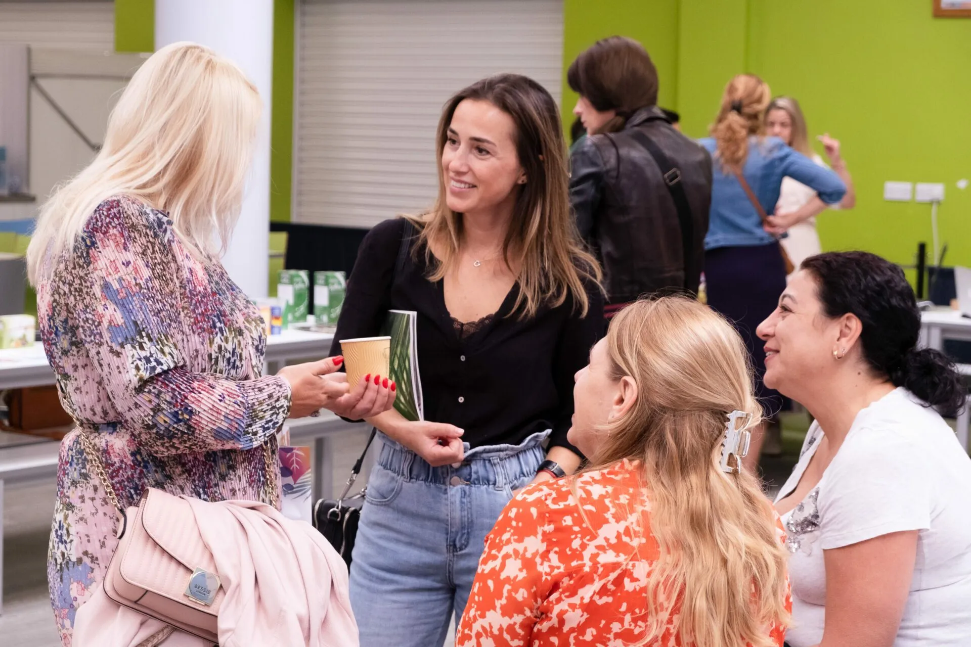 Conversation between women, bulgarian woman in business